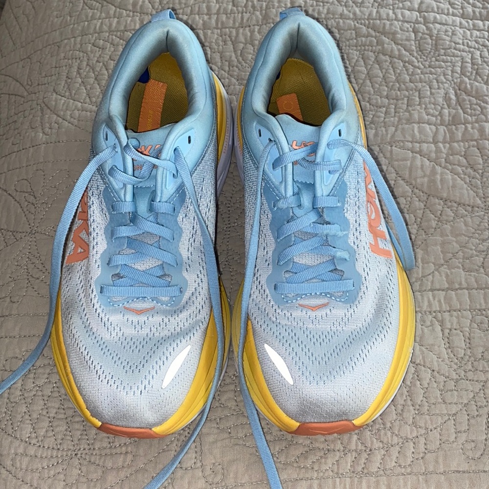 HOKA BONDI 8